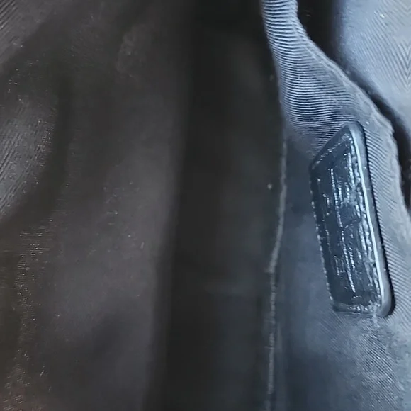 Camouflage Crossbody Bag - Picture 4 of 5